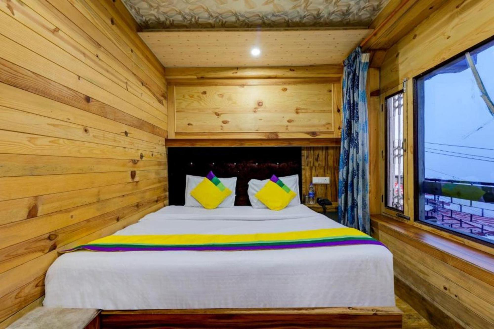 Hotel Vinayak Nainital Near Mall Road Lake View Room Extérieur photo