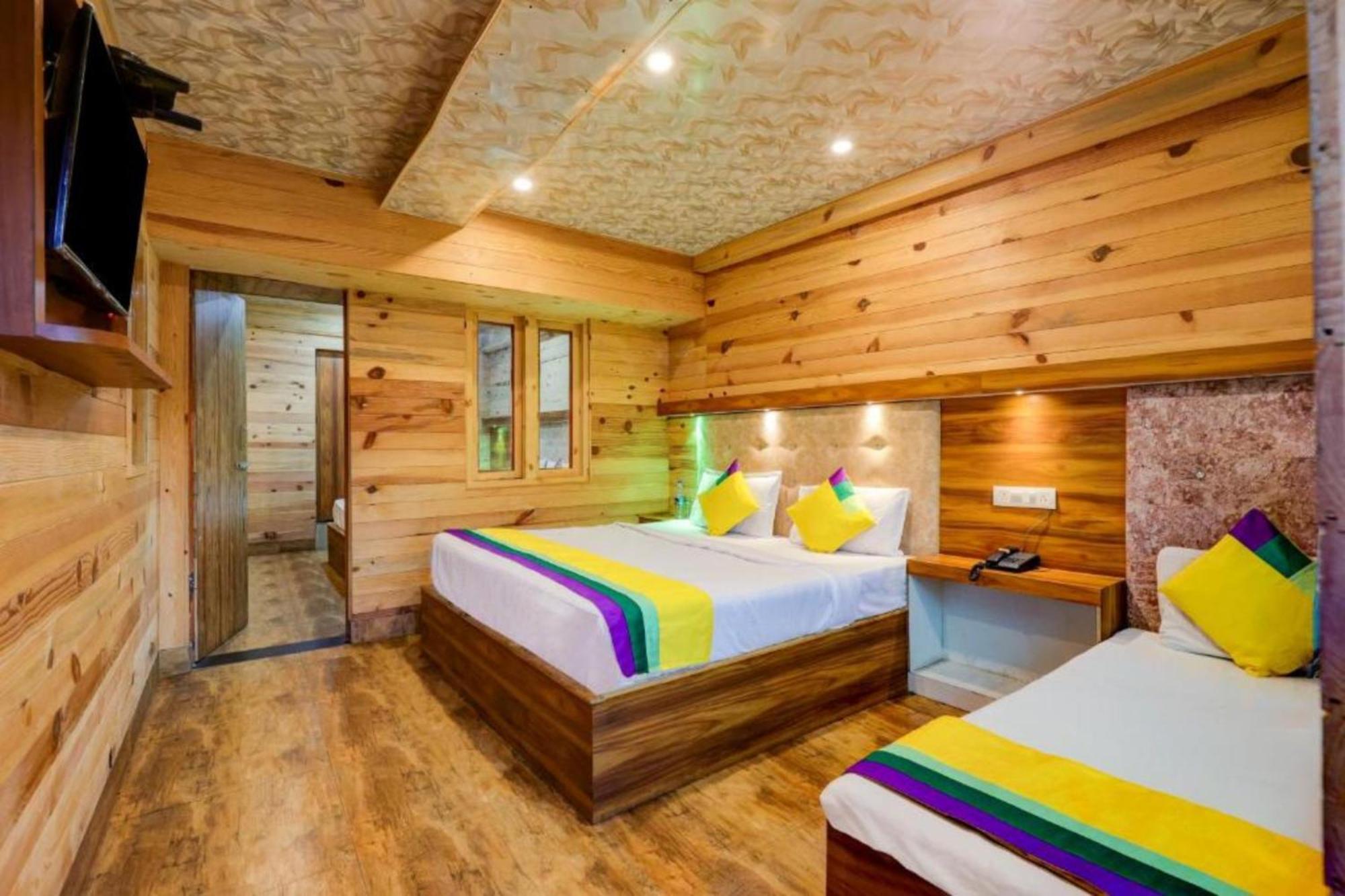 Hotel Vinayak Nainital Near Mall Road Lake View Room Extérieur photo
